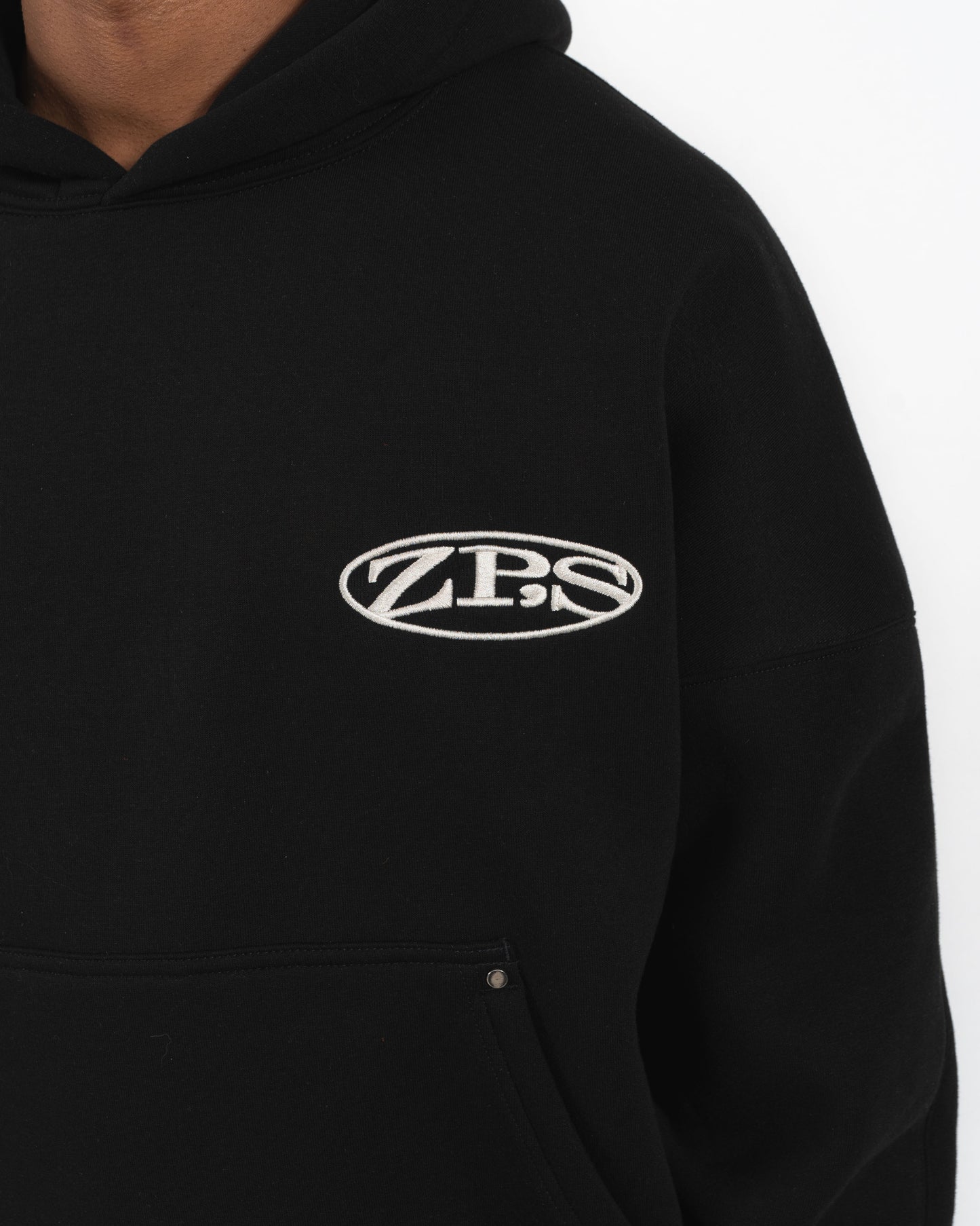 EDGY HOODIE - BLACK