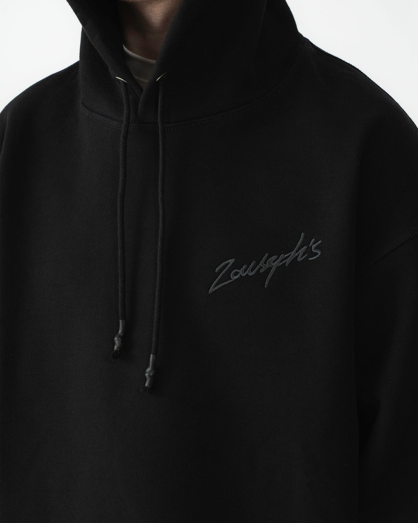 EMBROIDERED HOODIE - BLACK