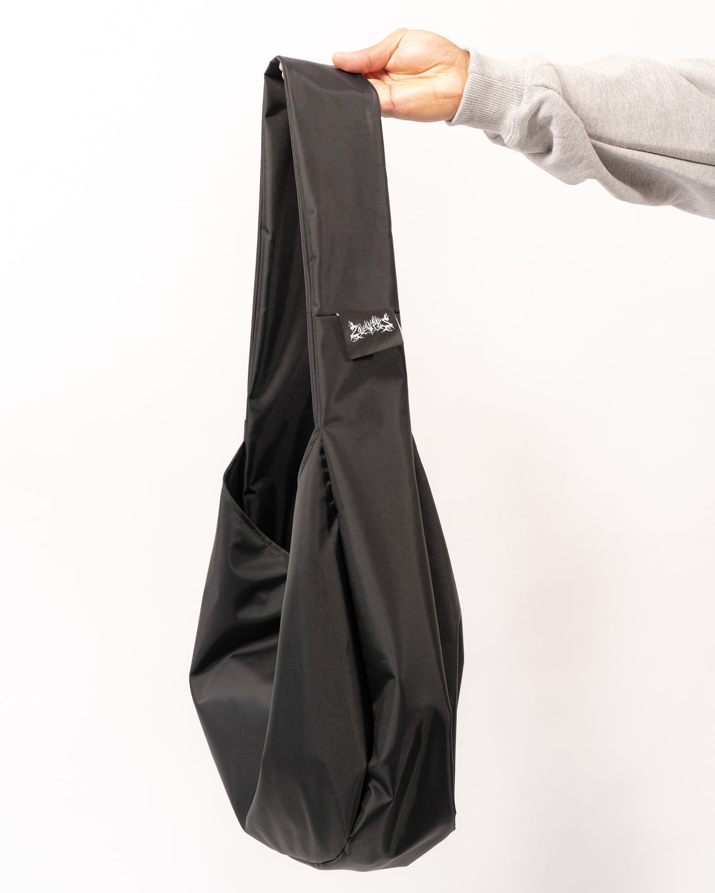 SLING BAG - BLACK