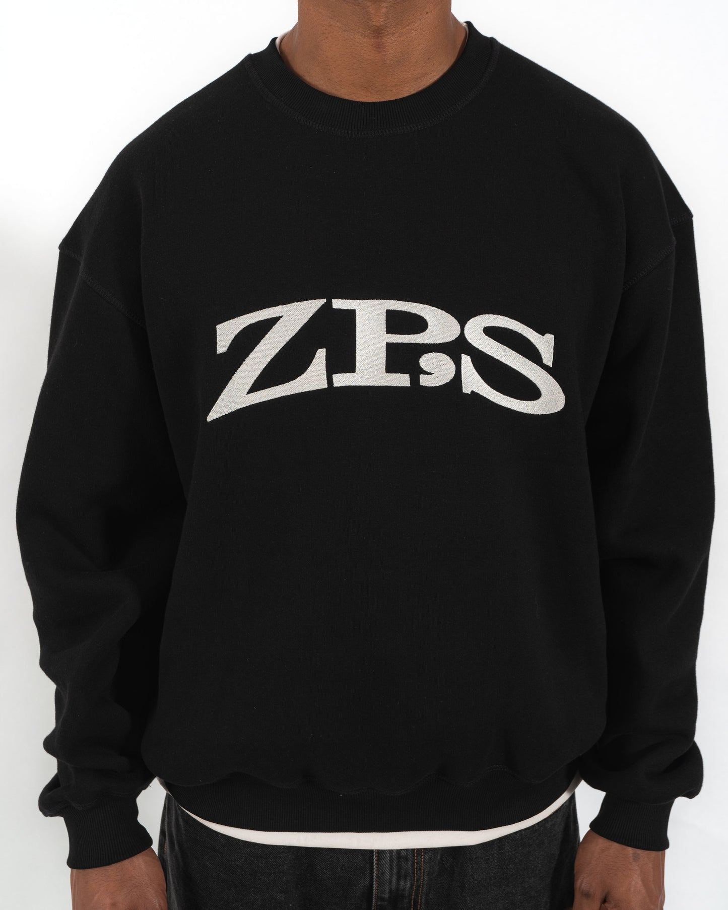 ZP'S SWEATER - BLACK